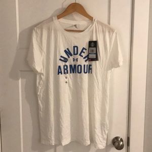 BRAND NEW under armour T-shirt